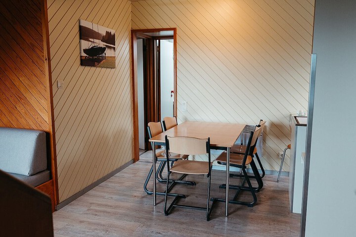 Room 19 of 80