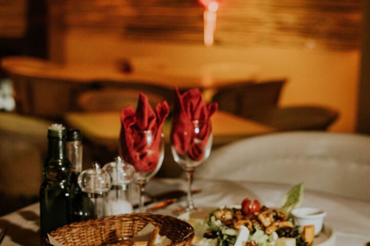 Dining 82 of 133