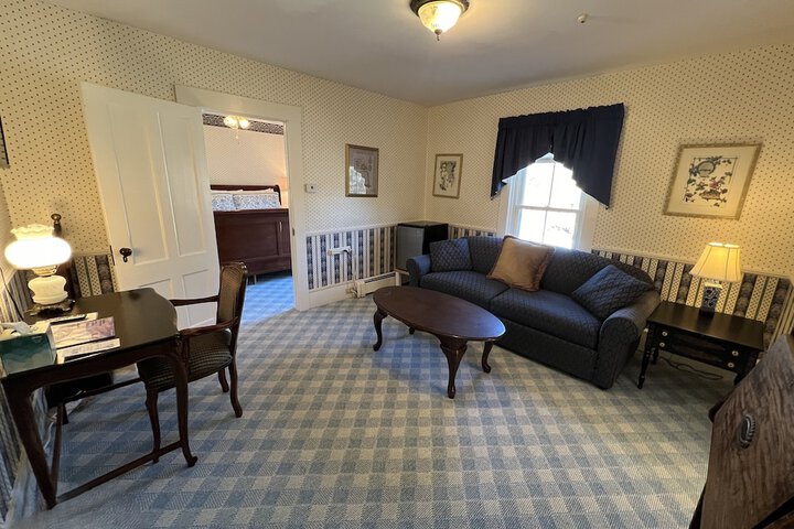 Room 7 of 86