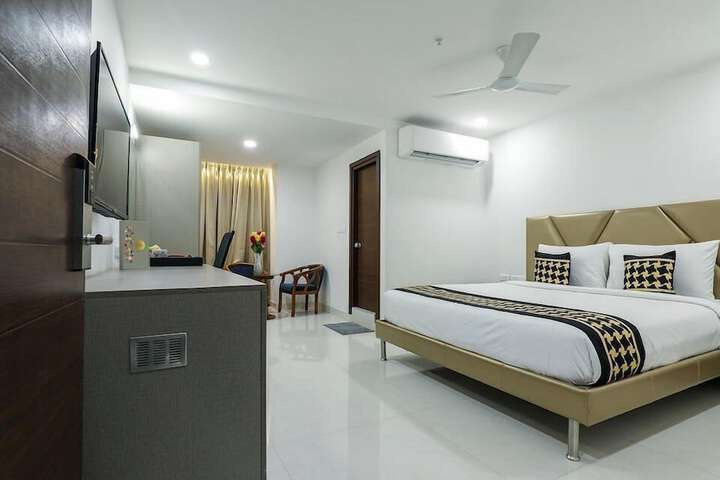 Room 16 of 31