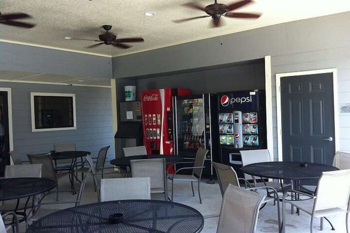 Terrace/Patio 4 of 7