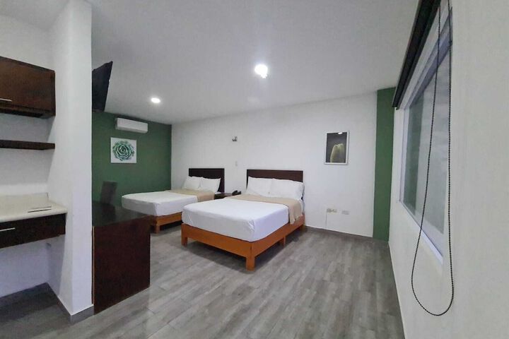 Room 6 of 42