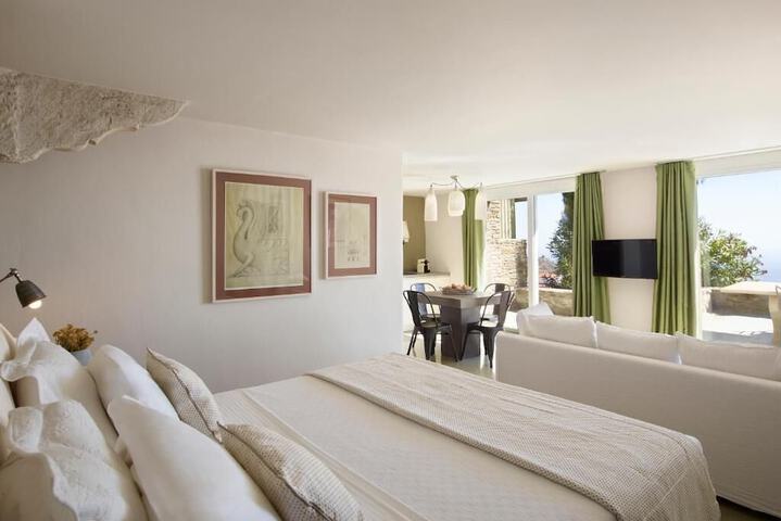 Room 42 of 231