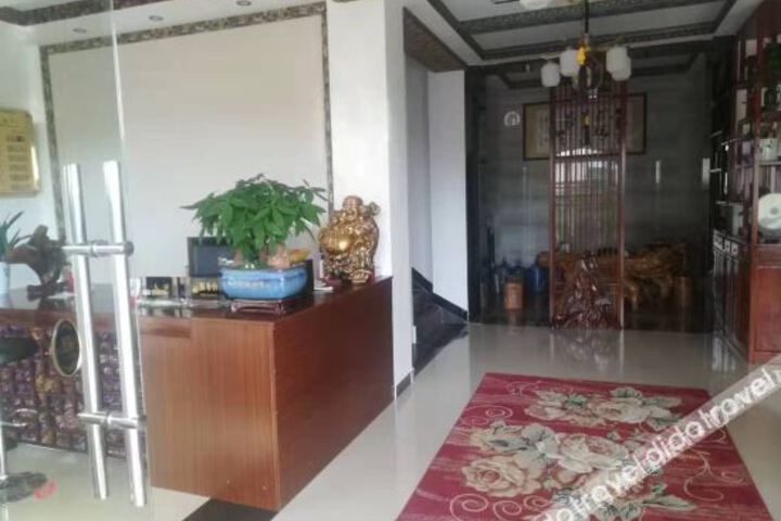 Hotel Interior 11 of 27