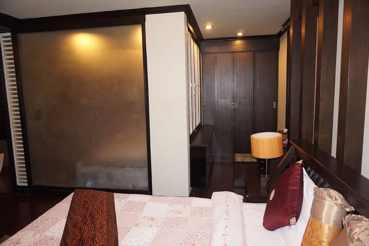 Room 15 of 52