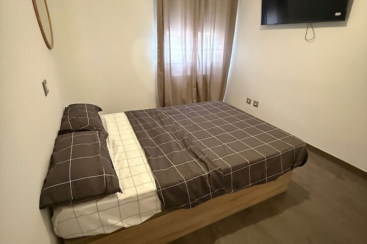 Room 16 of 23