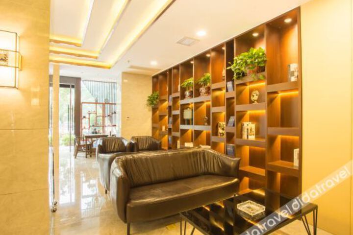 Hotel Interior 15 of 18