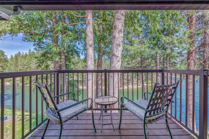 Hotel View 127 of 129