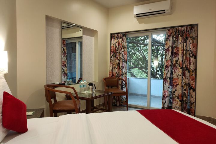 Room 6 of 78