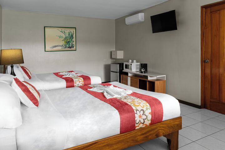 Room 8 of 46