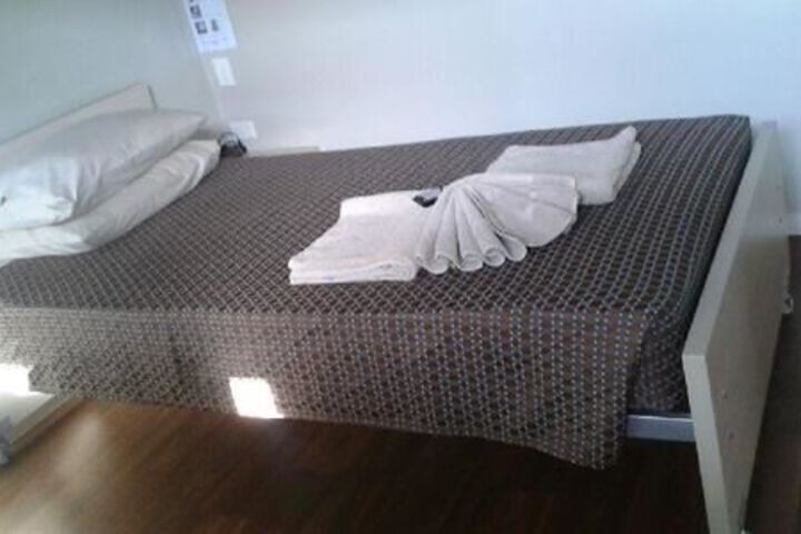 Room 3 of 47