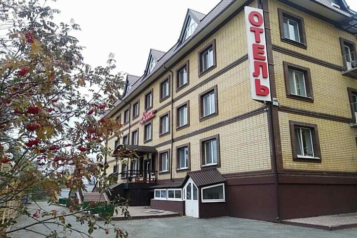 VOIAZH HOTEL