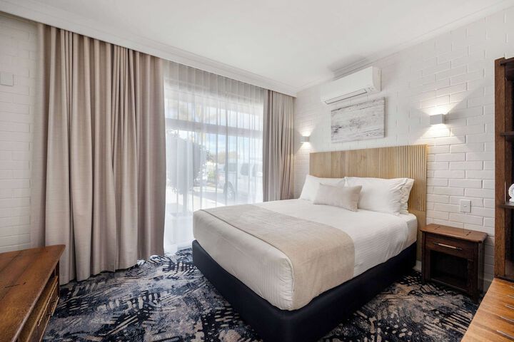 Room 21 of 68
