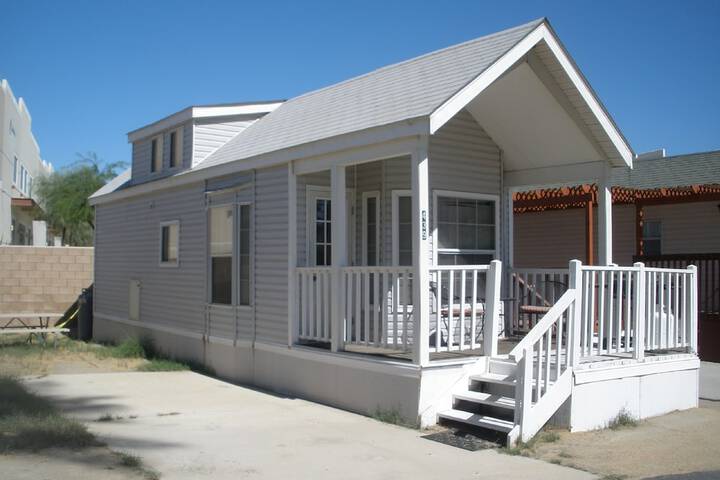 Room 5 of 40