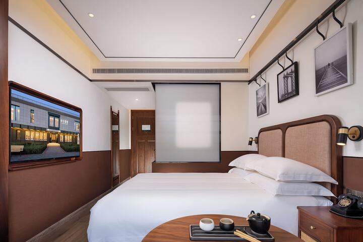 Room 13 of 58