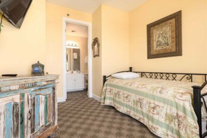 Room 135 of 155