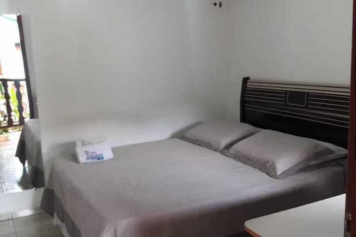 Room 5 of 40