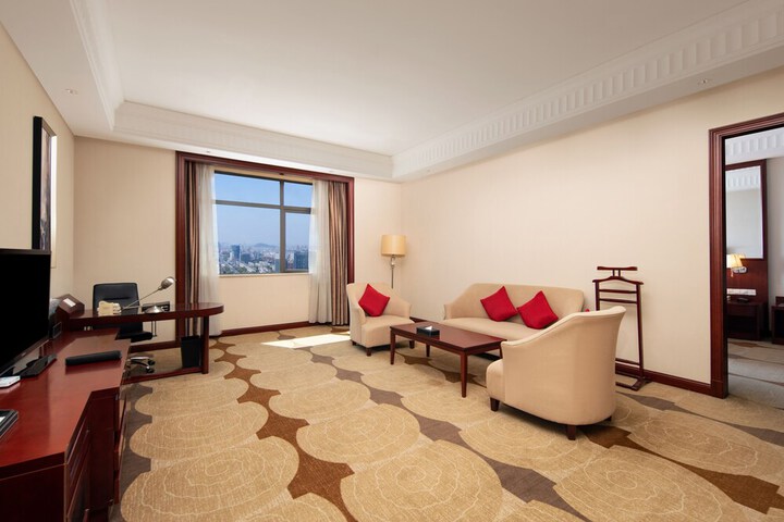 Room 19 of 60