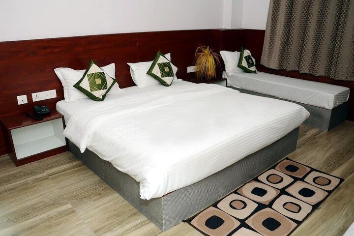Room 15 of 26