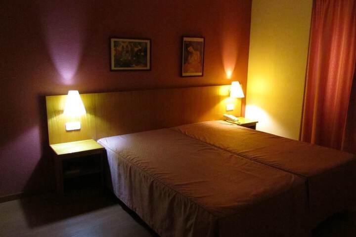 Room 7 of 62