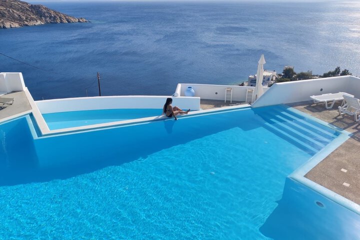 Pool 41 of 87