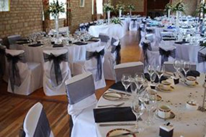 Ballroom/Hall 4 of 26