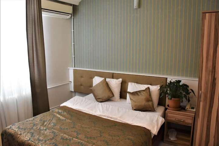 Room 31 of 41