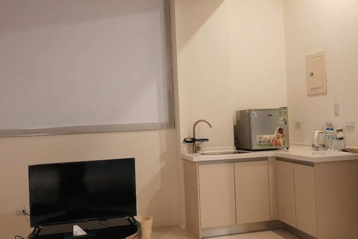 Room 6 of 31