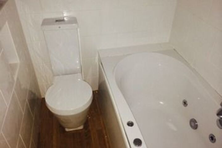 Room 2 of 12