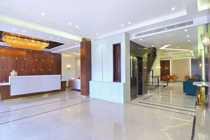 Hotel Interior 8 of 24