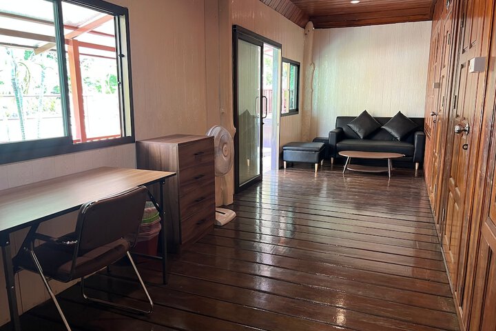 Room 36 of 65