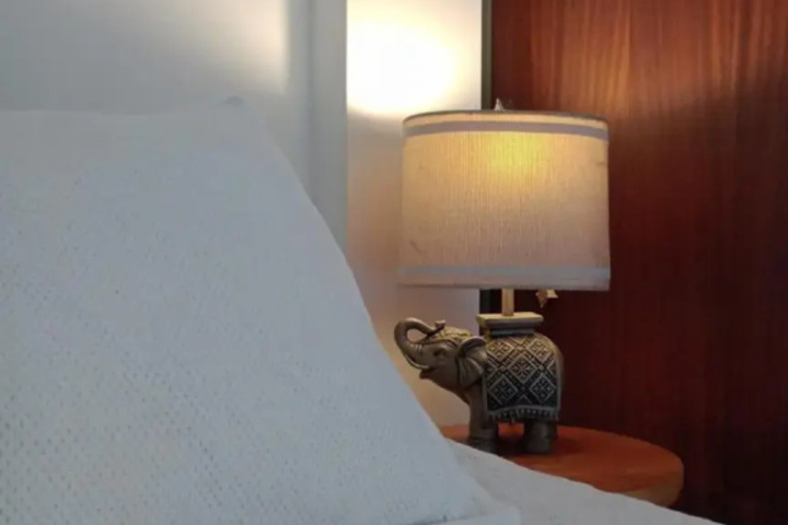 Room 2 of 20