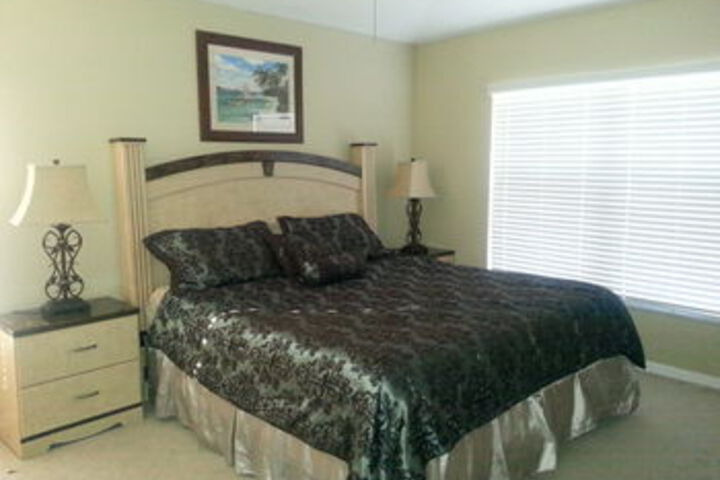 Room 72 of 268