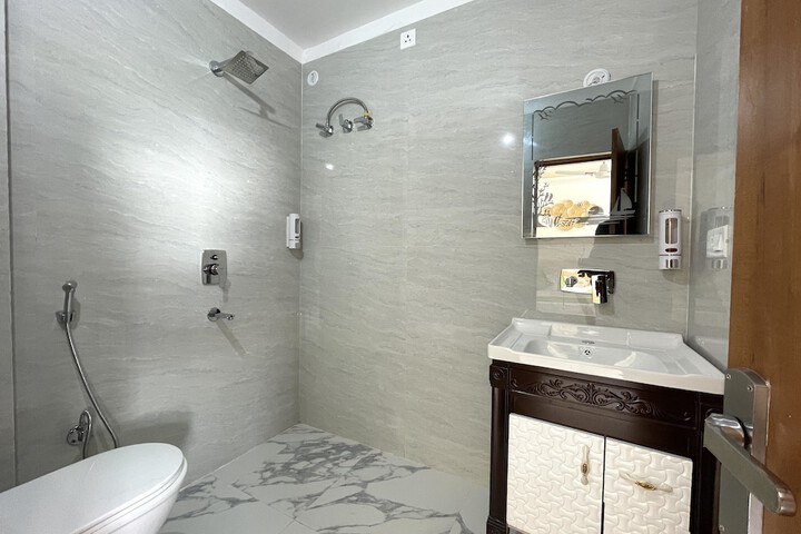 Room 41 of 47