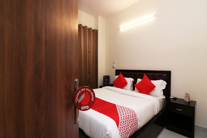 Room 7 of 11