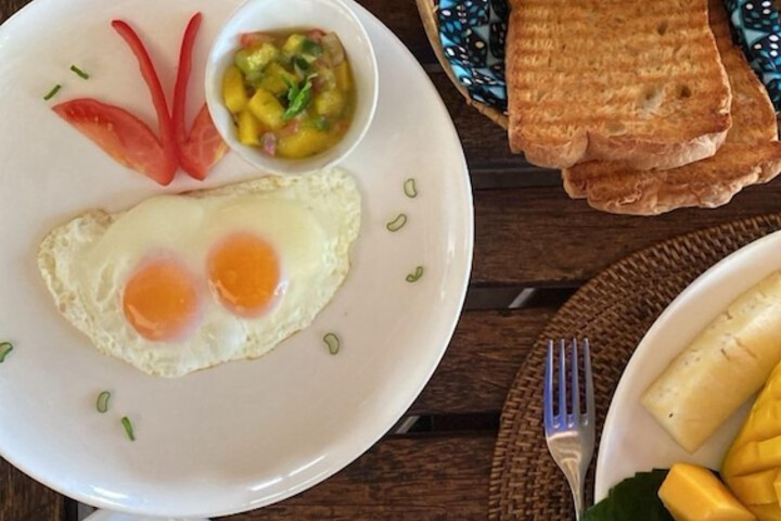 Breakfast/Coffee Service 112 of 168