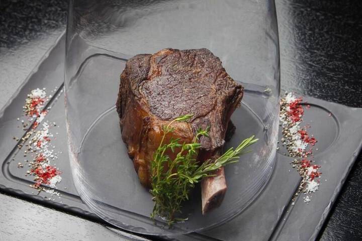 Dining 43 of 54