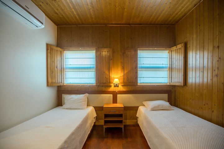 Room 9 of 54
