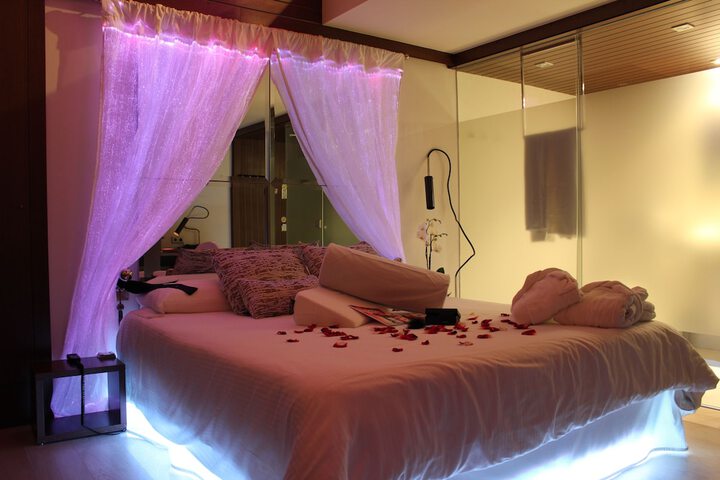 Room 5 of 39