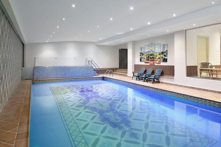 Pool 22 of 50