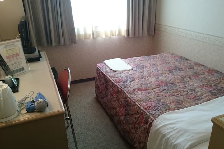 Room 18 of 53