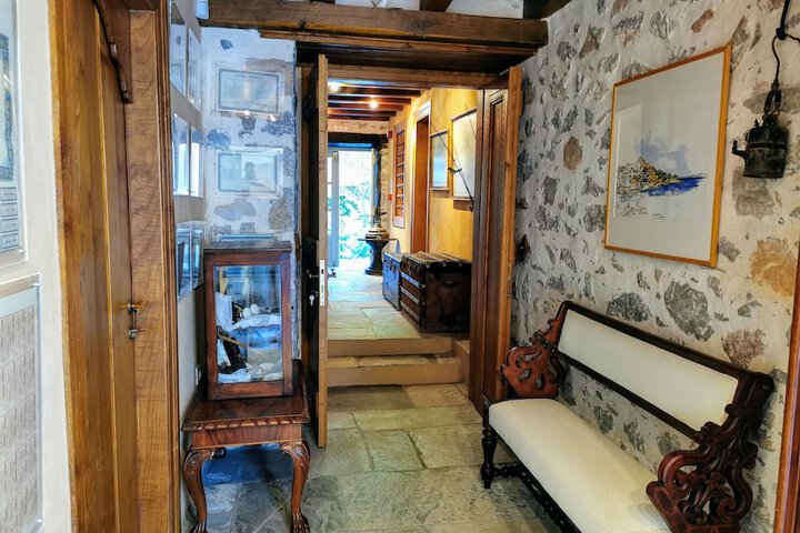 Hotel Interior 92 of 115