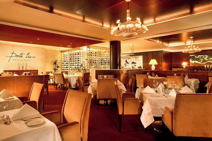 Dining 44 of 69