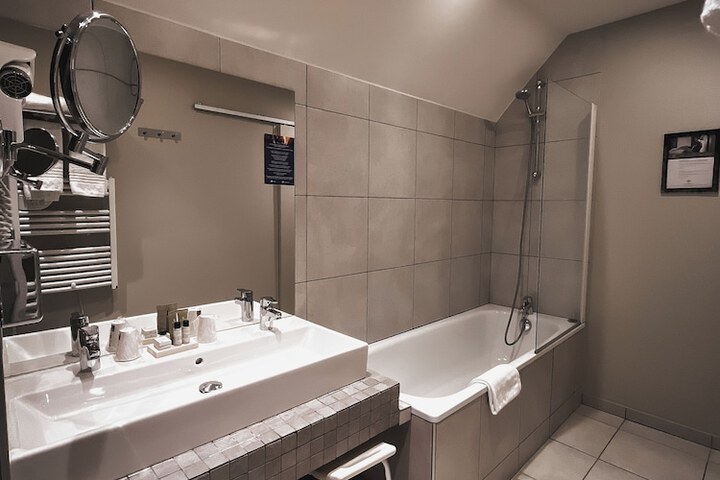 Bathroom Interior Photo