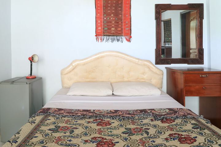 Room 9 of 30
