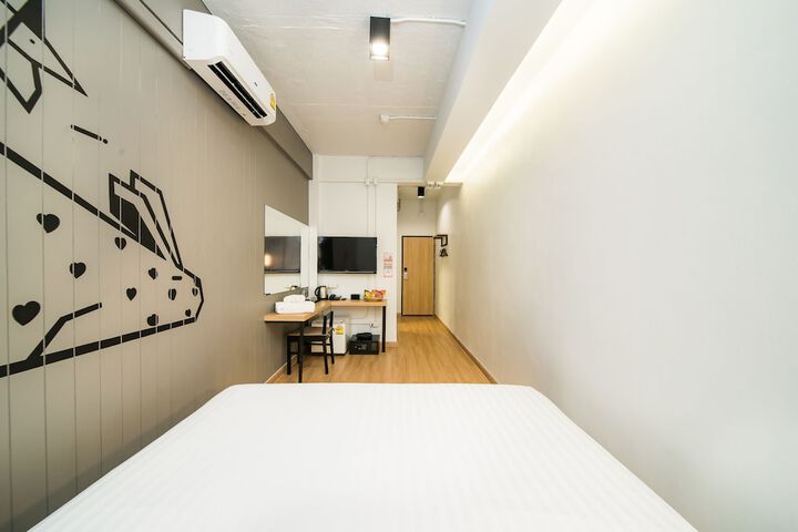 Room 14 of 96