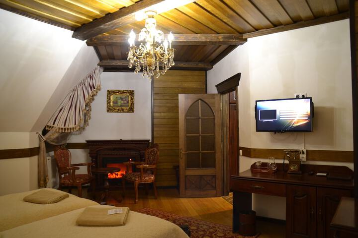 Room 19 of 75