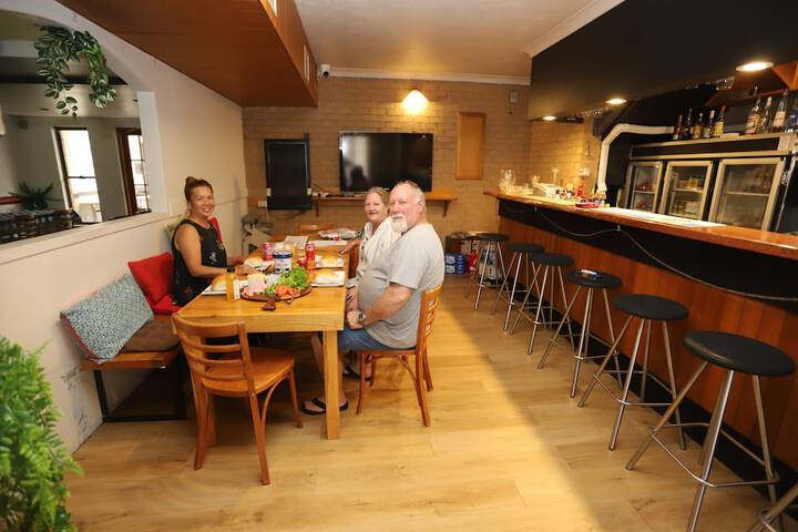 Dining 88 of 100