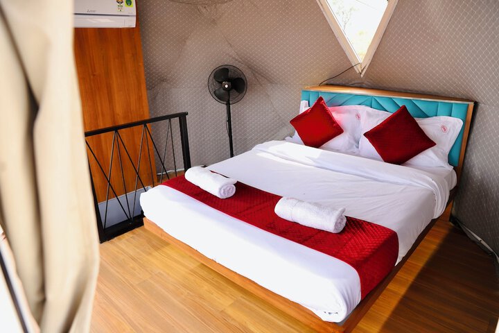 Room 12 of 41
