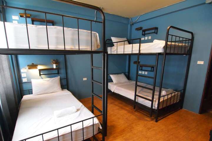 Room 22 of 39